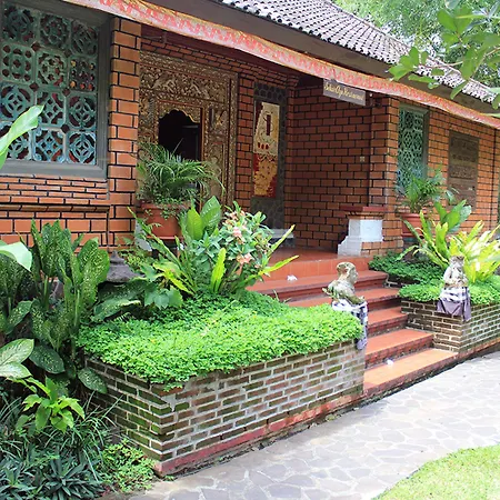 Puri Bunga Resort-2