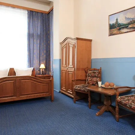 Hotel-Pension Cortina-2