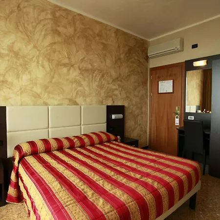 Piccolo Hotel-2