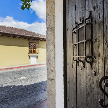 Casa Encantada By Porta Hotels-3