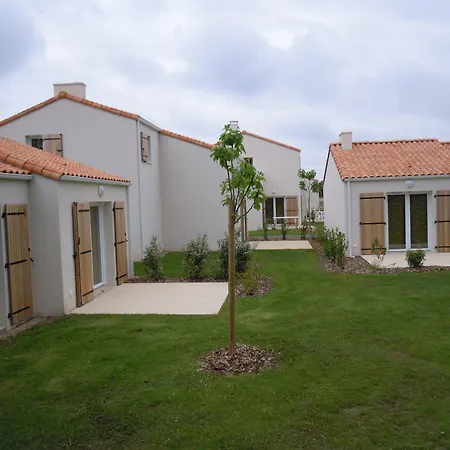 Residence Goelia Les Grands Rochers-3