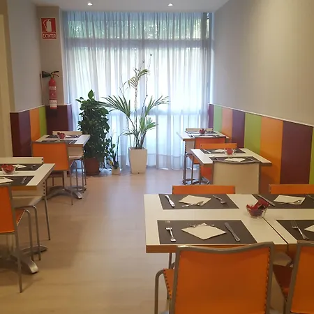 Hostal Aslyp 114-2