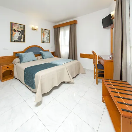 Hostal Mari-3