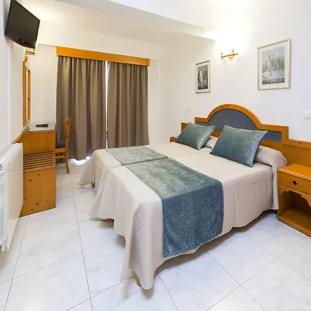 Hostal Mari-2