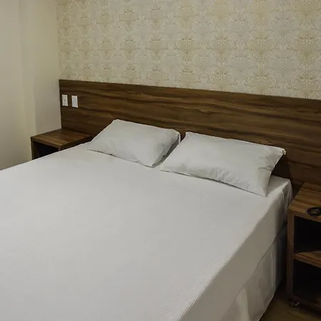 Mac Hotel-2