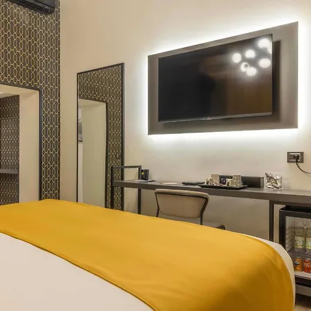 Home At Rome Luxury Navona Guest House 2-3