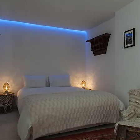 Riad Zebrakaro-3