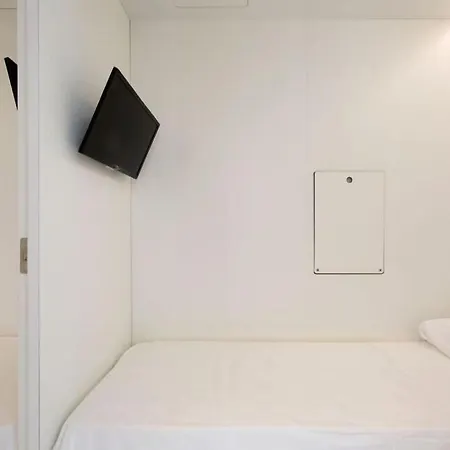 Bed & Boarding-3