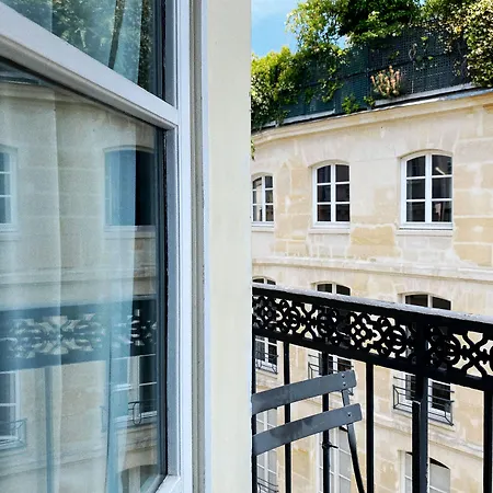 Hôtel Bourg Tibourg-2