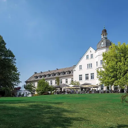 Hotel Haus Delecke-2