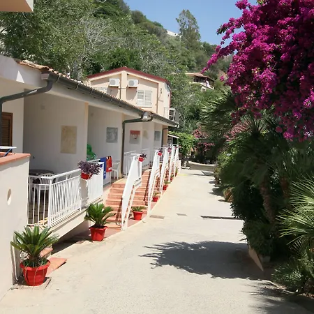 Quattro Scogli Villaggio Hotel-2