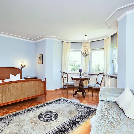 Reck's Hotel-Restaurant-2