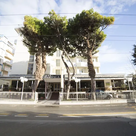 Hotel Columbia Frontemare-2