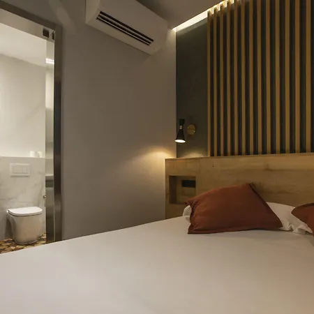 Fontanella By Bcn Urban Rooms-2