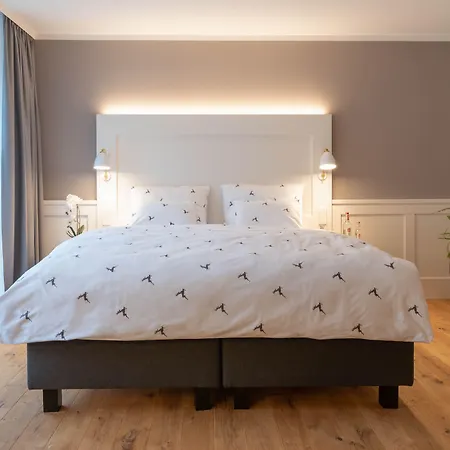 OSCARS Hotel 1415-2