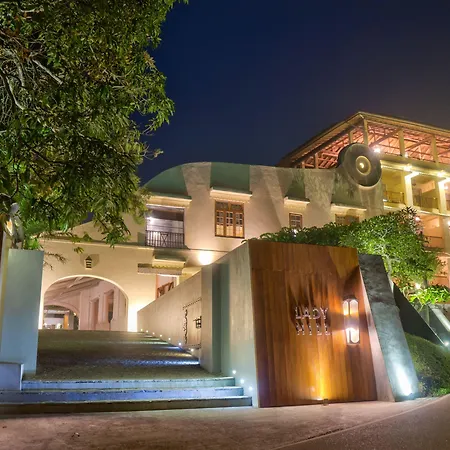 The Lady Hill Hotel-2