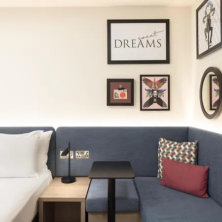 Hampton By Hilton London City-3