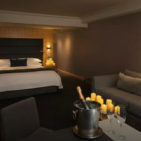 Soho Hotel Toronto-3