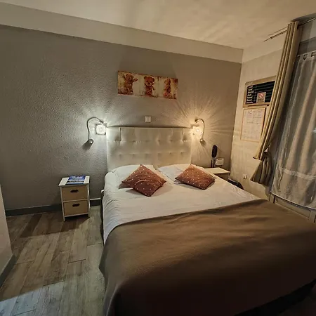 Auberge Des Pins-2