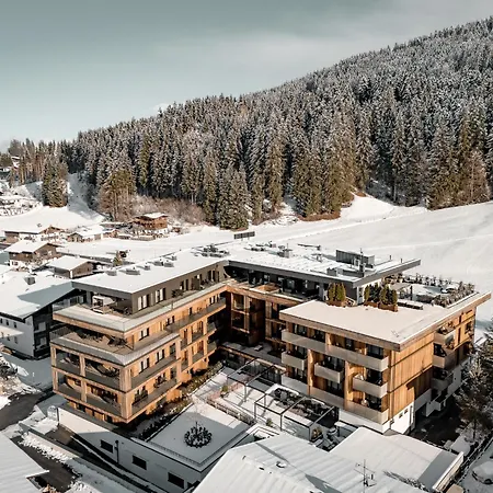 AlpenParks Hotel&Apartment Taxacher-2