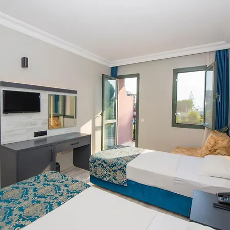 Golden Moon Hotel-2