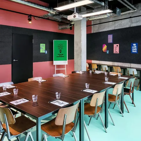 The Social Hub Berlin Alexanderplatz Extended Stay-2