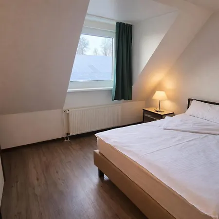 Sportpark Hotel Isernhagen-2