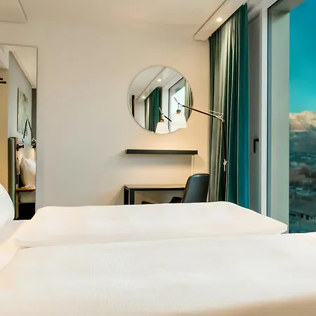 Motel One Innsbruck-3