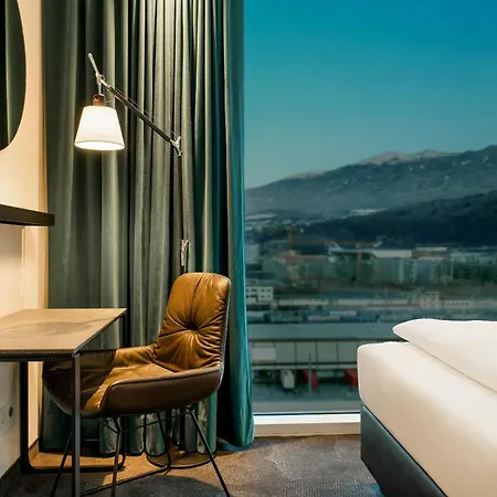 Motel One Innsbruck-2
