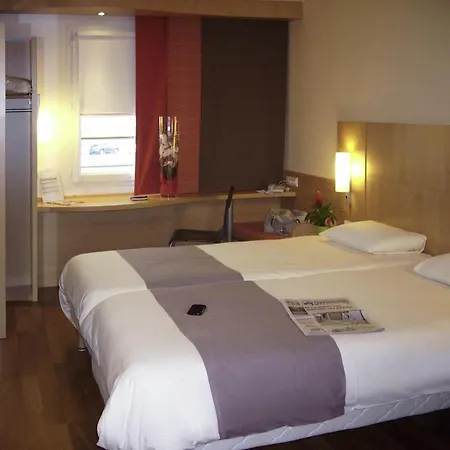 Ibis Istres Trigance-2