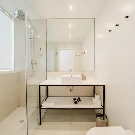 Gs Chiado Boutique Studios & Suites-2