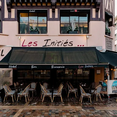 Les Inities-2