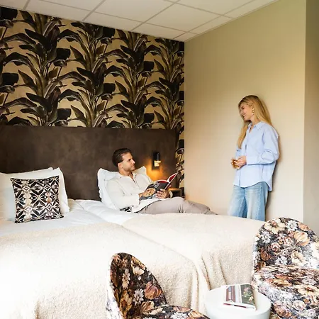 Hotel WICC-2