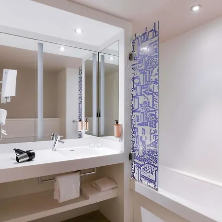 Mercure Lyon Centre Saxe Lafayette-3