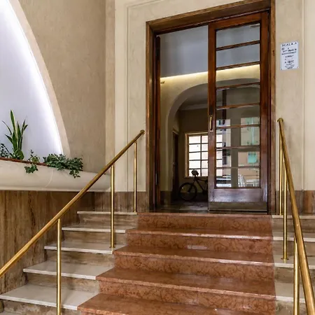 Roma In Una Stanza Guesthouse-3