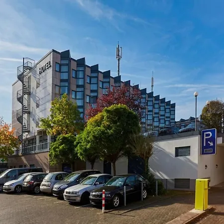 H+ Hotel Köln Brühl-3