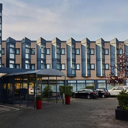 H+ Hotel Köln Brühl-2