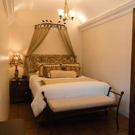 Los Pasos Boutique Hotel & Spa-3
