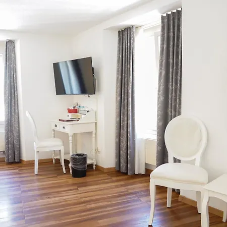 Hotel Weisses Kreuz-3