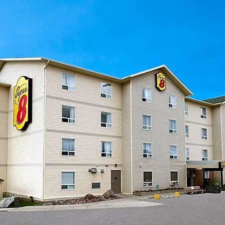 Super 8 By Wyndham Yellowknife-2