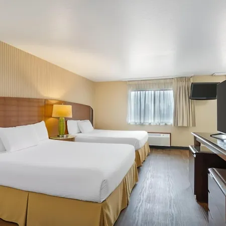 Red Lion Hotel Rogue Regency Medford Airport-3