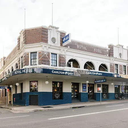 Royal Hotel Ryde-3