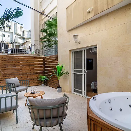Beer Garden Hotel-3