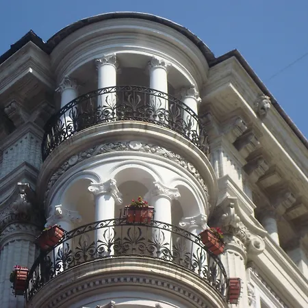 Hotel Le Petit-2