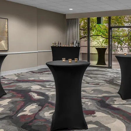 Doubletree By Hilton New Orleans-3