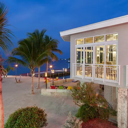 Reefhouse Resort And Marina-3