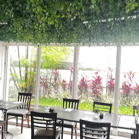 Apart-Hotel Coração dos Jardins com limpeza diária inclusa e manobrista-3