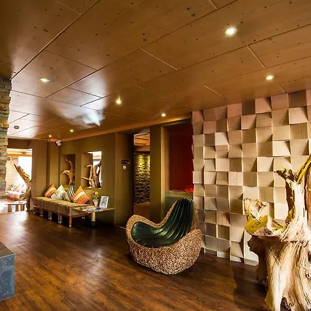 Living Max Hotel-3