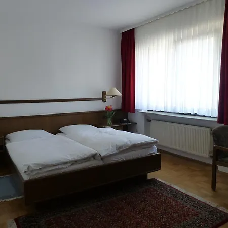 Hotel Alte Brücke-2