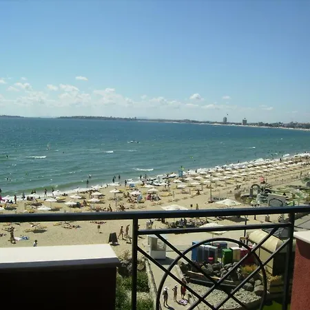 Carina Beach-2